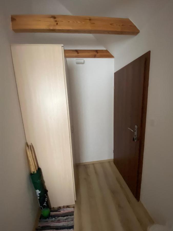 Pod Lipami *